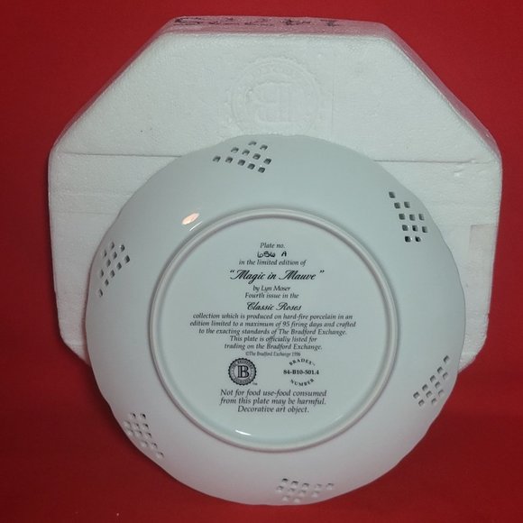 Bradford Exchange Classic Roses Magic in Mauve Lyn Moser Decorative Plate 1996 - Picture 5 of 10